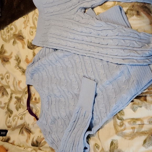 Fashion Nova sweater set - Picture 3 of 16